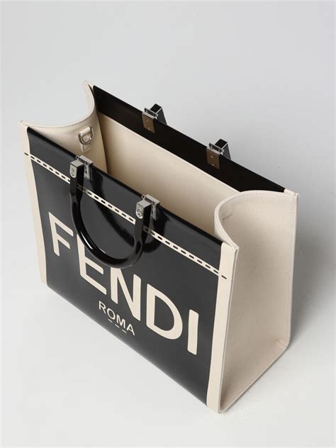 fendi borsa devil grande vernice bianco|farfetch borse fendi.